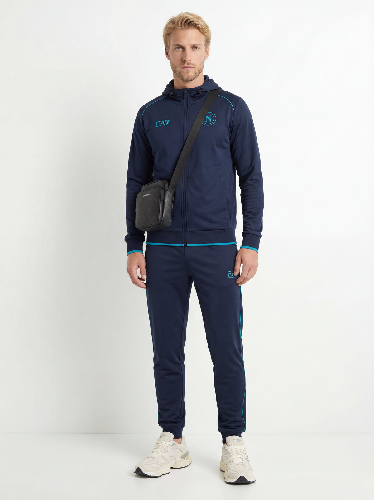 New Balance U9060WHT + TUTA SSC CAPP + Calvin Klein Tracolla - 02