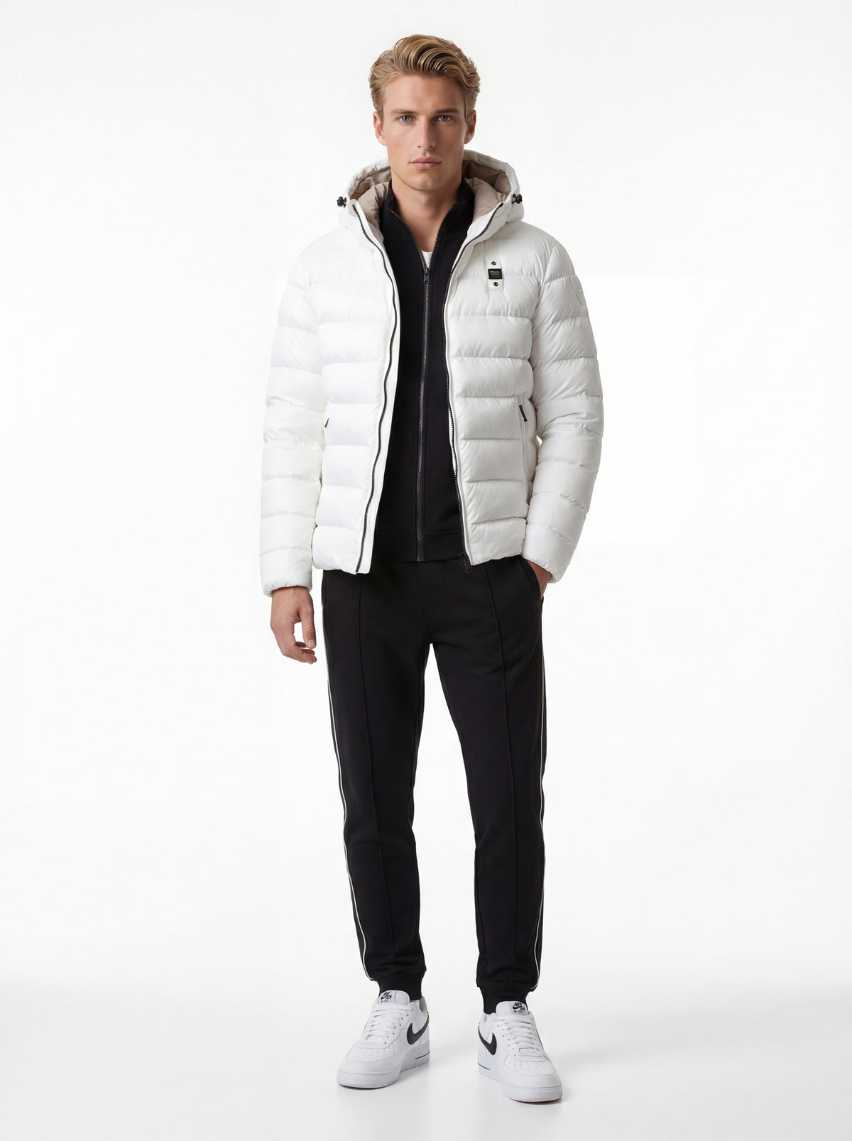 FV5948 101 Air + Blauer Giubbino Uomo + Guess Tuta Uomo - 04