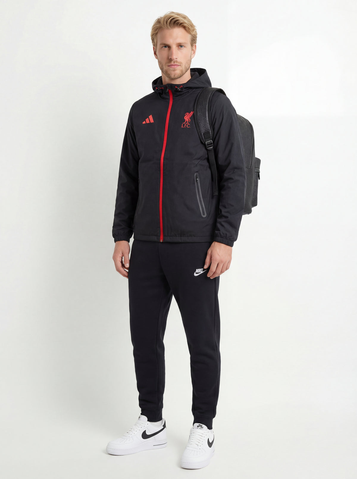 FV5948 101 Air + Adidas Tuta Liverpool + Nike Pantaloni Tuta + Jordan Zaino - 01