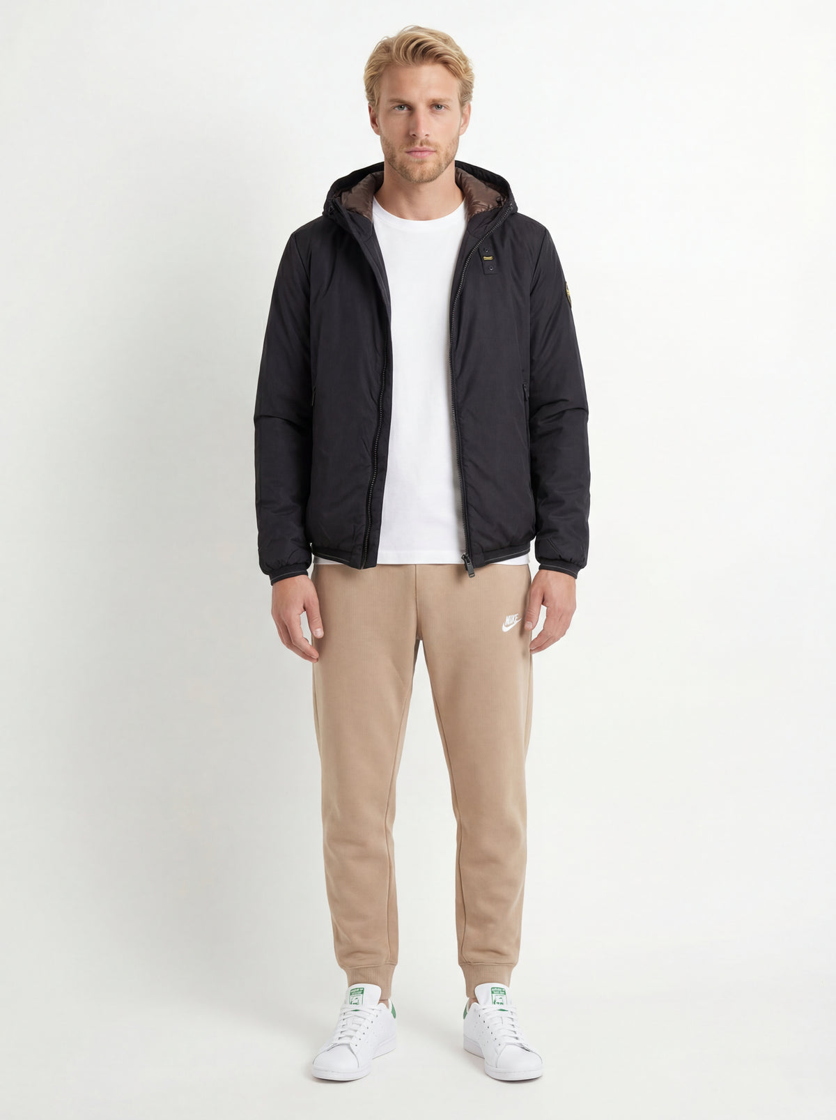 Stan Smith FX5502 + Blauer Giubbino Reversibi + Nike Pantalone Tuta - 02